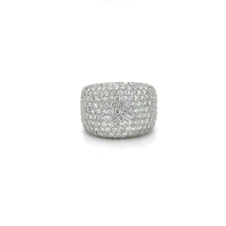 Artur Scholl 
 Pave ring