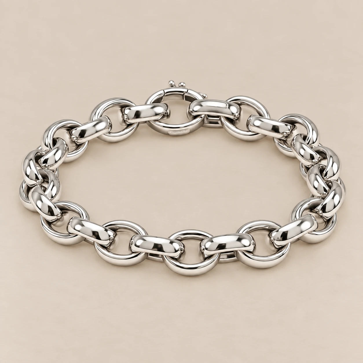 Monzario
Armband Monzario
Armband