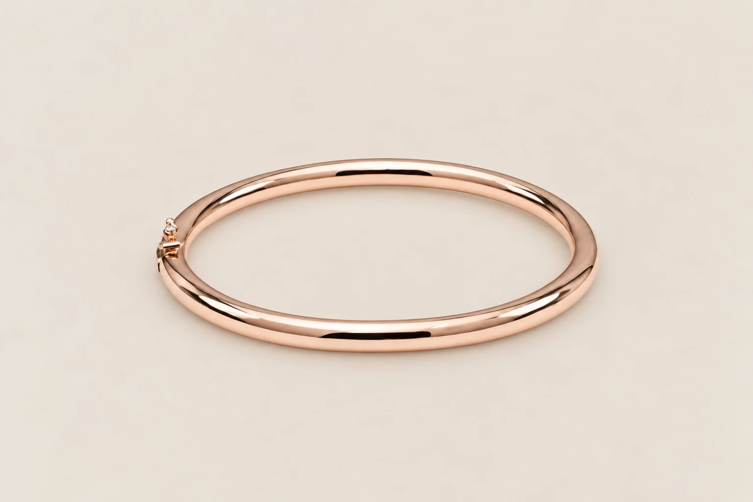 Monzario
Armband Monzario
Armband