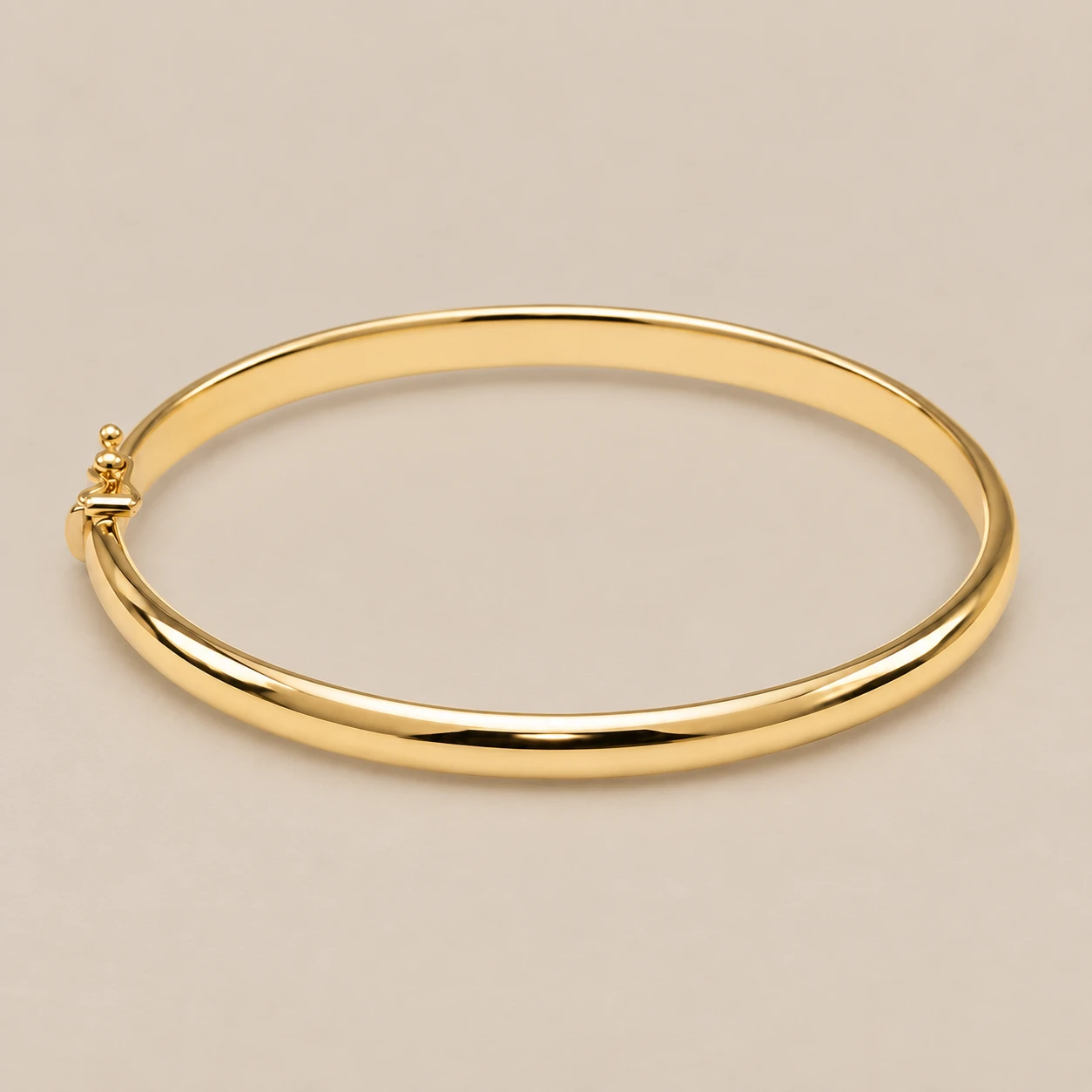 Monzario
Bangle Monzario
Bangle